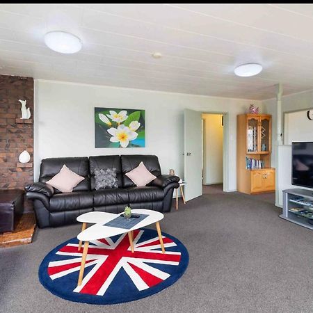 Mountain Top Kiwi Star Holiday Home 罗托鲁阿 外观 照片