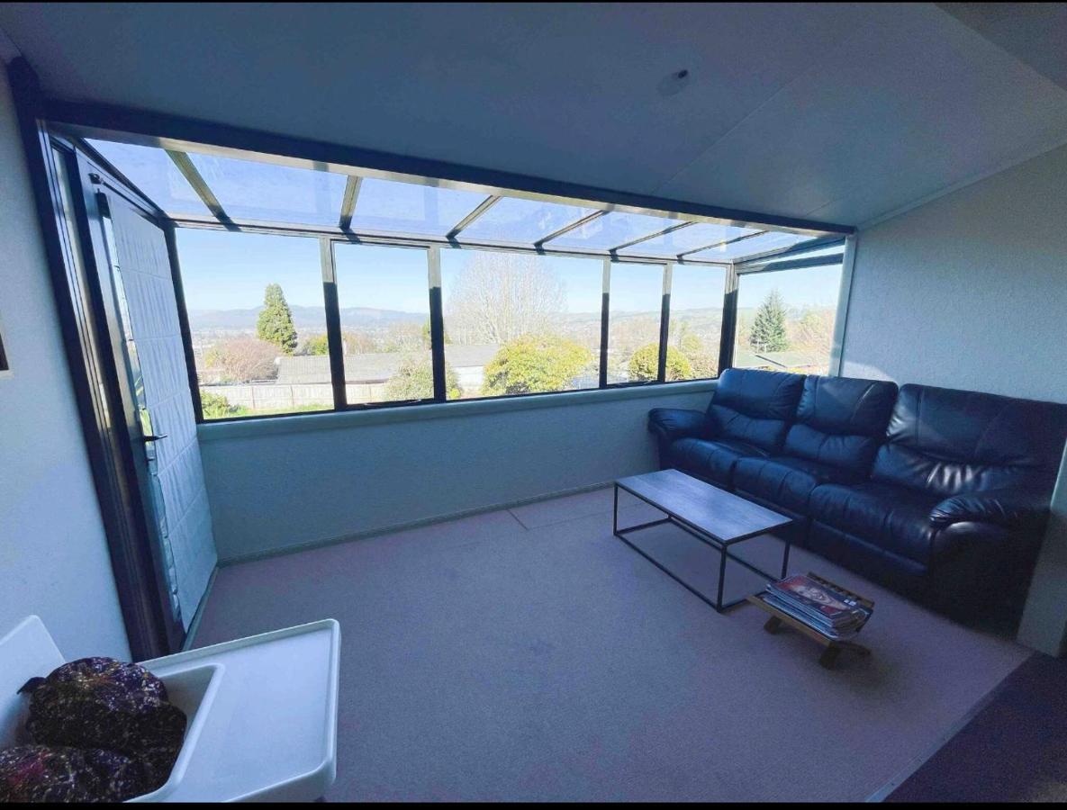 Mountain Top Kiwi Star Holiday Home 罗托鲁阿 外观 照片